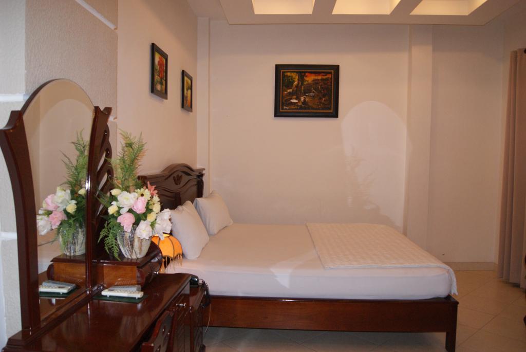 Thien Tue Hotel โฮจิมินห์ซิตี้ ภายนอก รูปภาพ